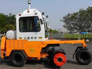 Щеточная машина для очистки дорог GYQS1500E